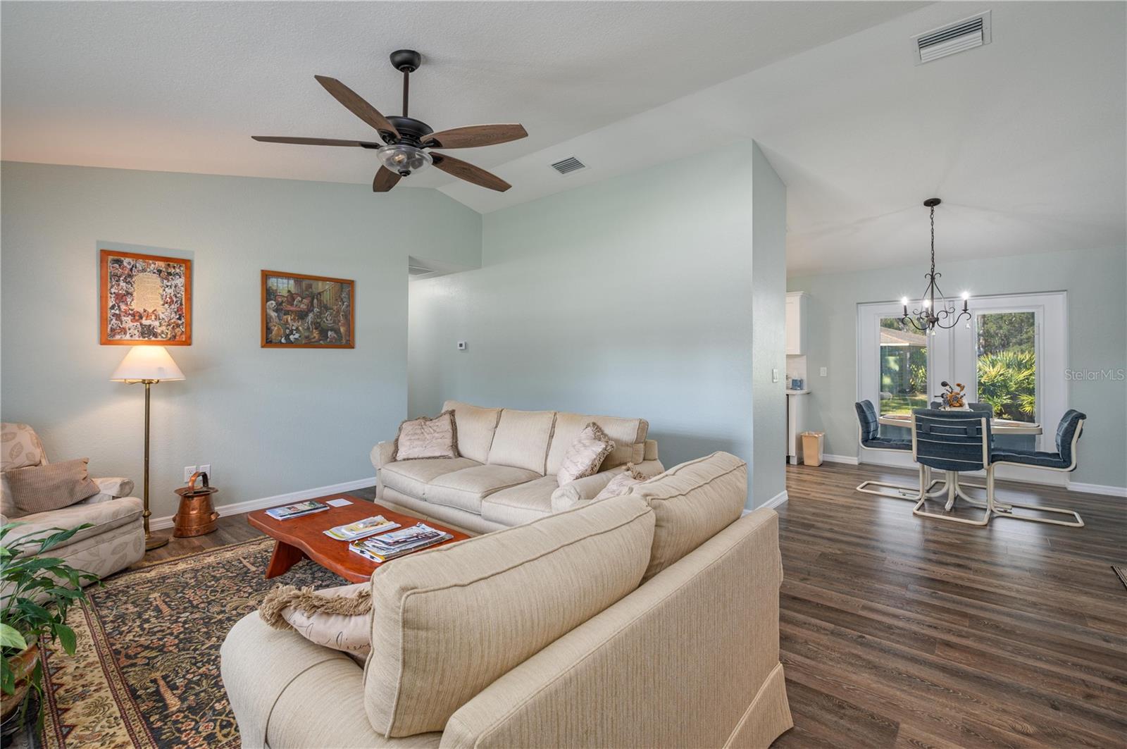 Image 10 of 36 For 233 Oxbow Drive