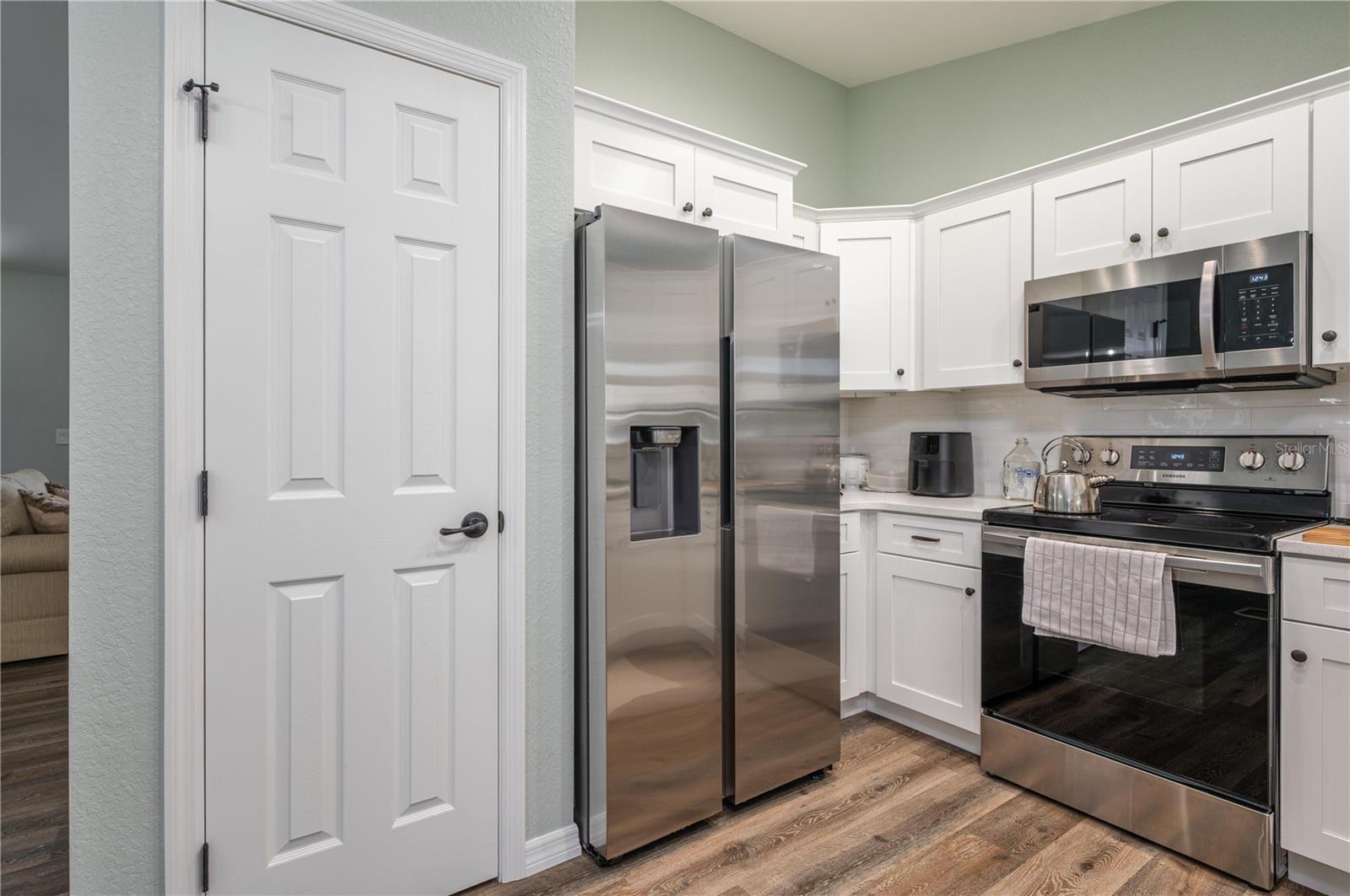 Image 14 of 36 For 233 Oxbow Drive