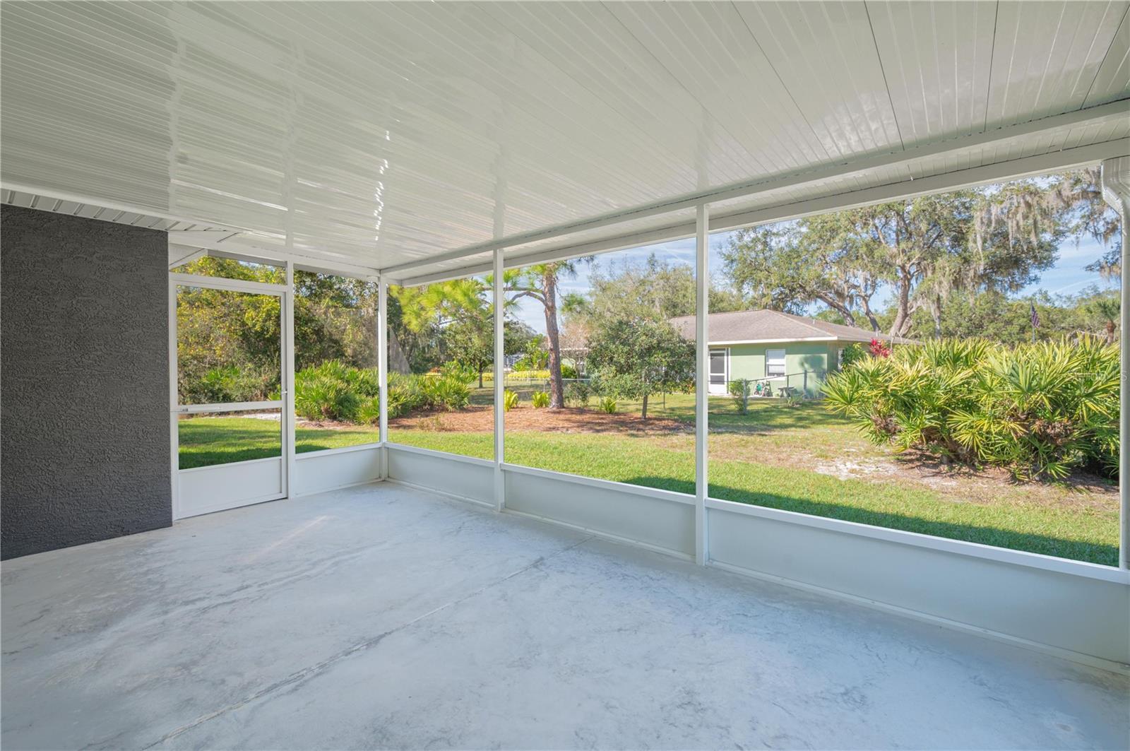 Image 30 of 36 For 233 Oxbow Drive