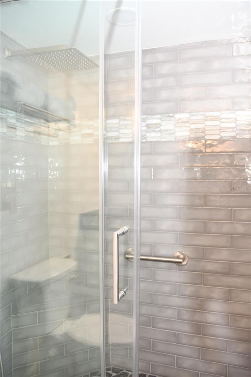 Image 32 of 49 For 601 Mcdonald Street 206