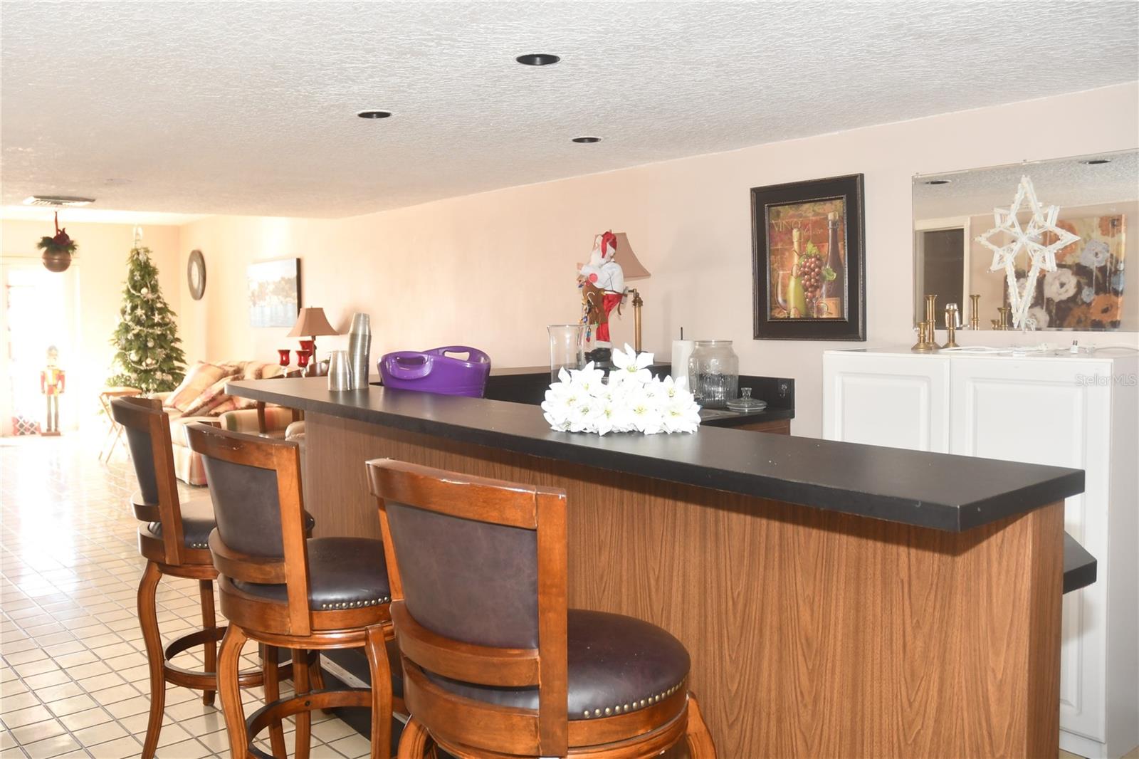 Image 35 of 49 For 601 Mcdonald Street 206