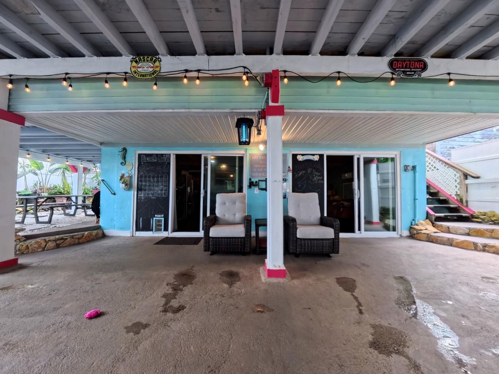 Image 18 of 93 For 434 Vermont Avenue