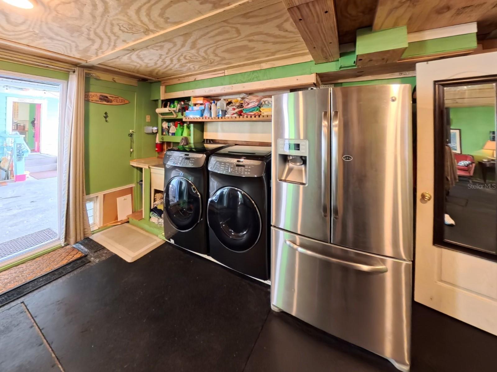 Image 24 of 93 For 434 Vermont Avenue