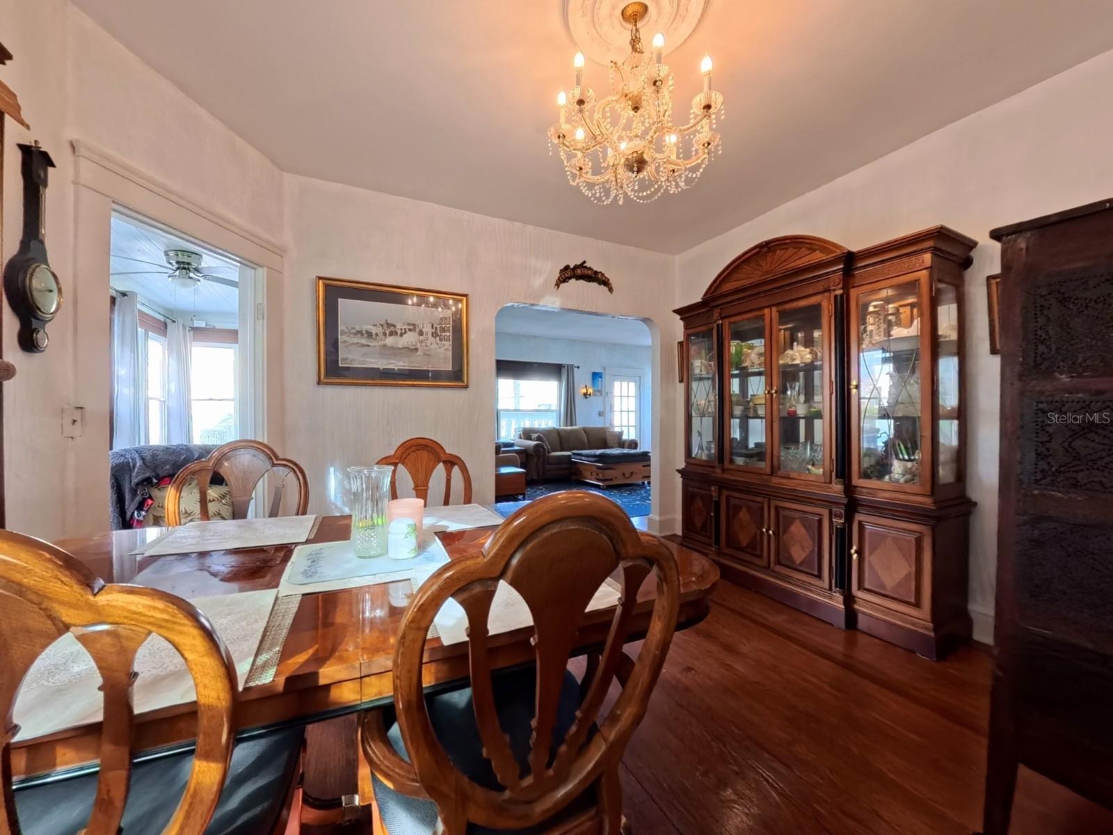 Image 41 of 93 For 434 Vermont Avenue