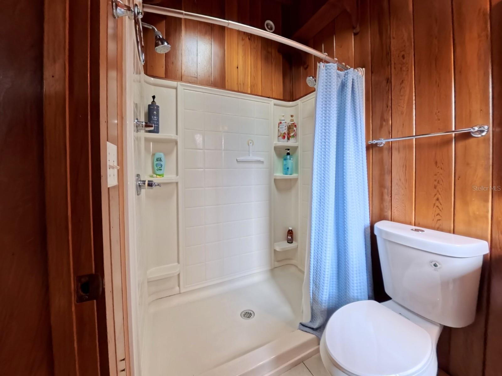 Image 44 of 93 For 434 Vermont Avenue