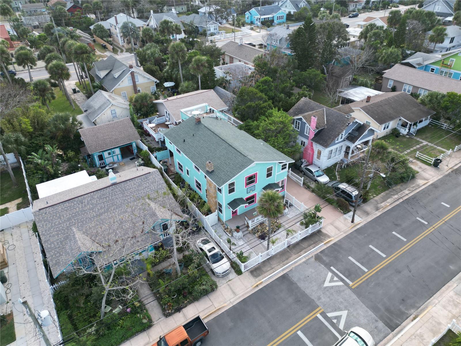 Image 6 of 93 For 434 Vermont Avenue