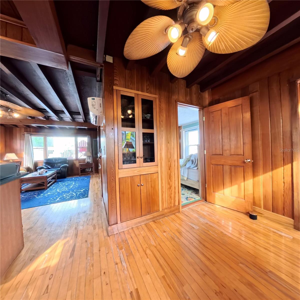 Image 84 of 93 For 434 Vermont Avenue