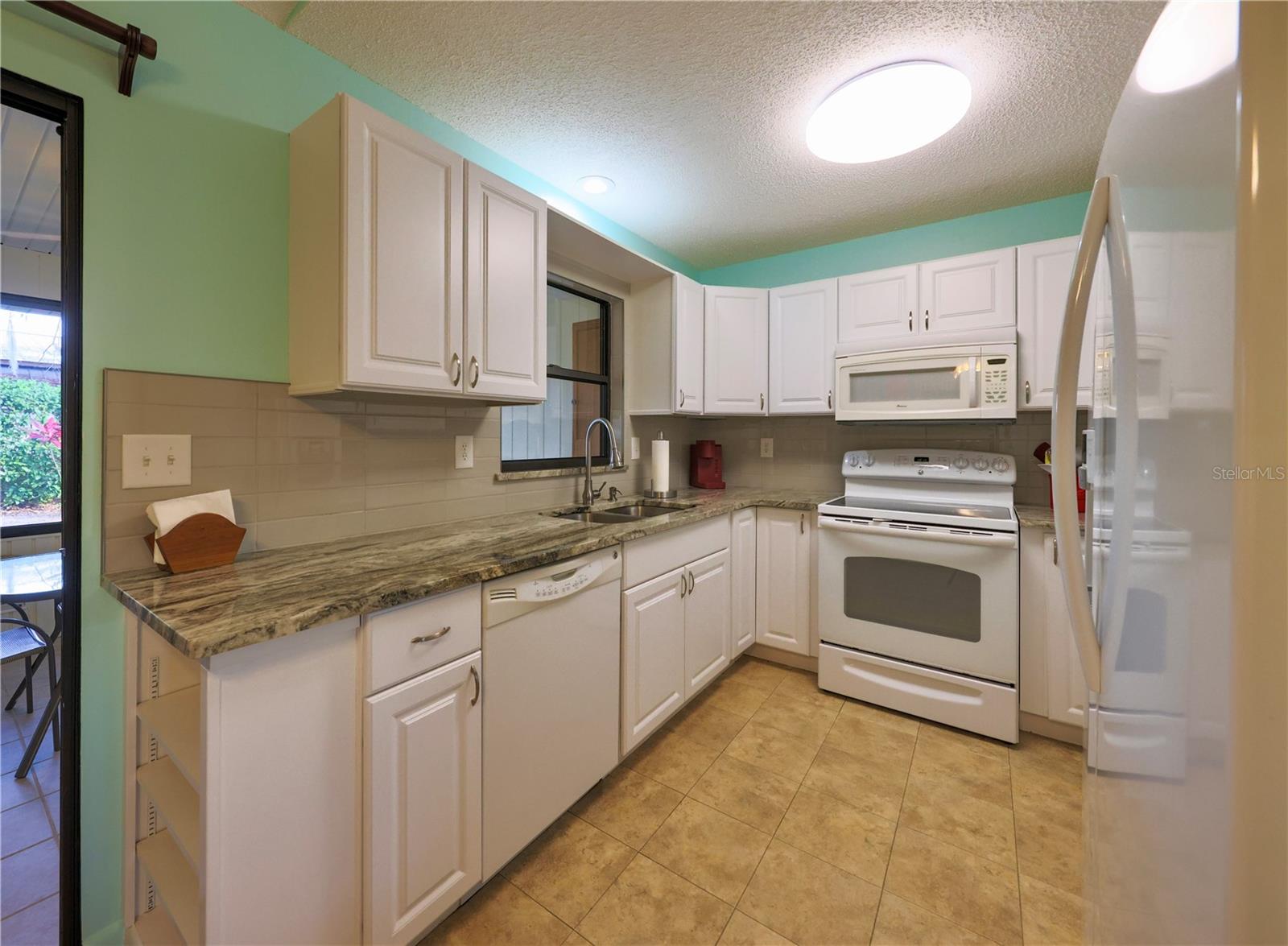 Image 11 of 24 For 2214 Hidden Creek Circle