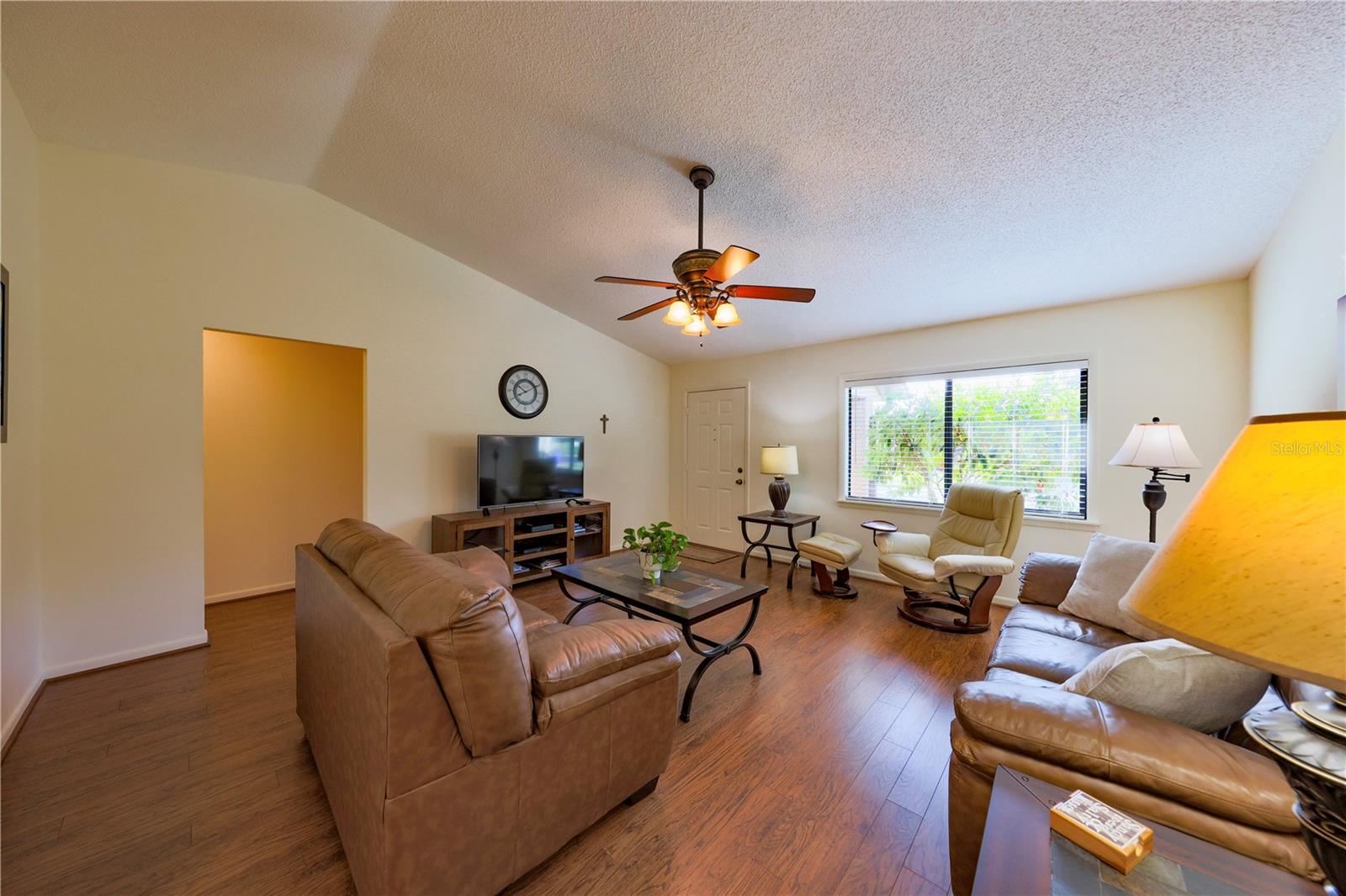 Image 9 of 24 For 2214 Hidden Creek Circle