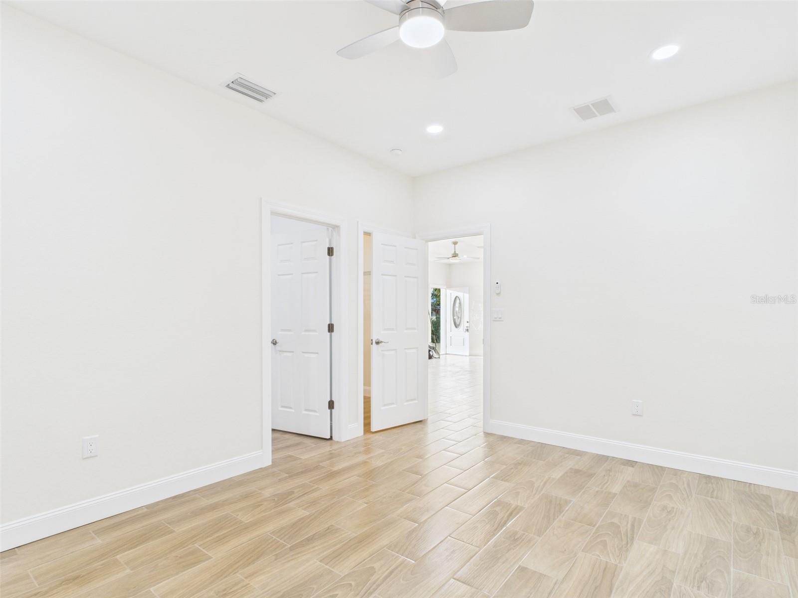 Image 10 of 31 For 721 4th Street