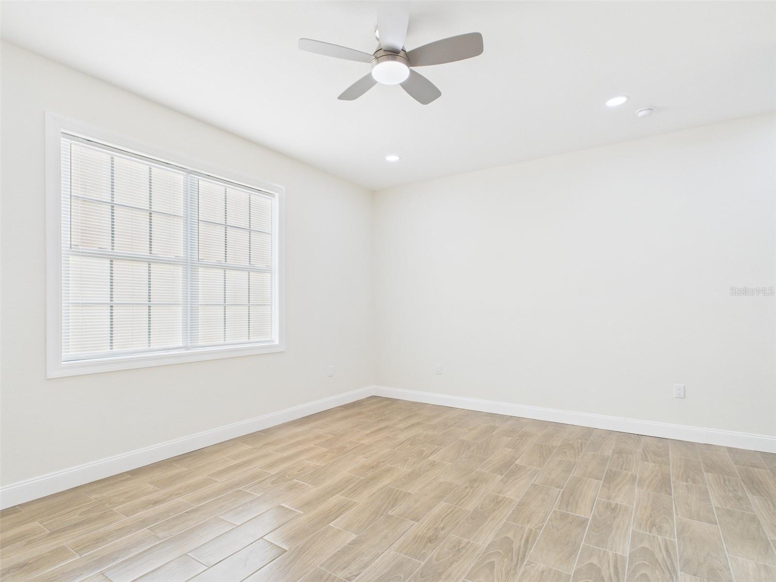 Image 14 of 31 For 721 4th Street