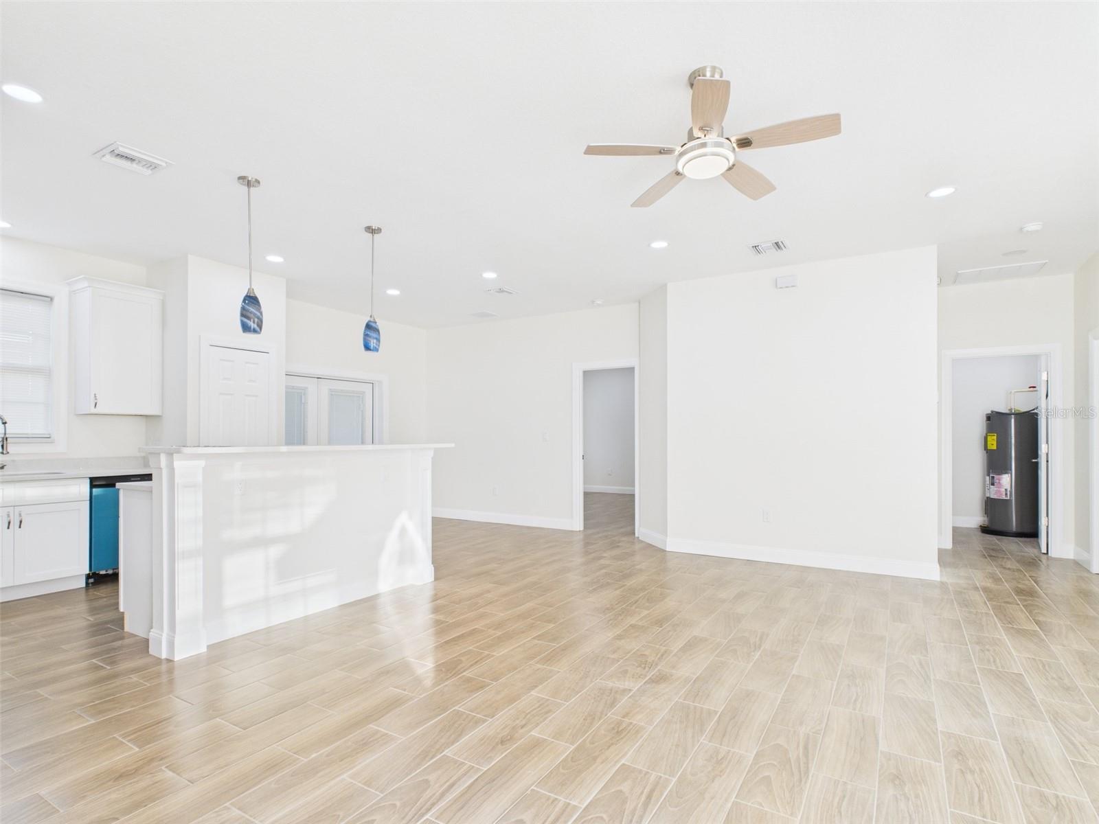 Image 4 of 31 For 721 4th Street