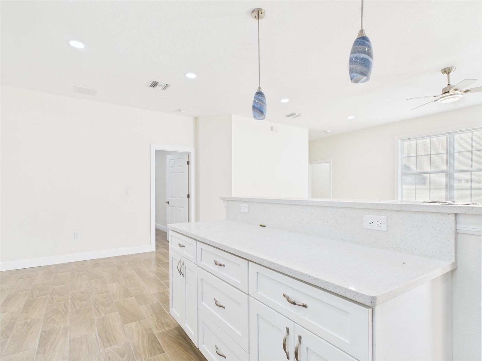 Image 6 of 31 For 721 4th Street