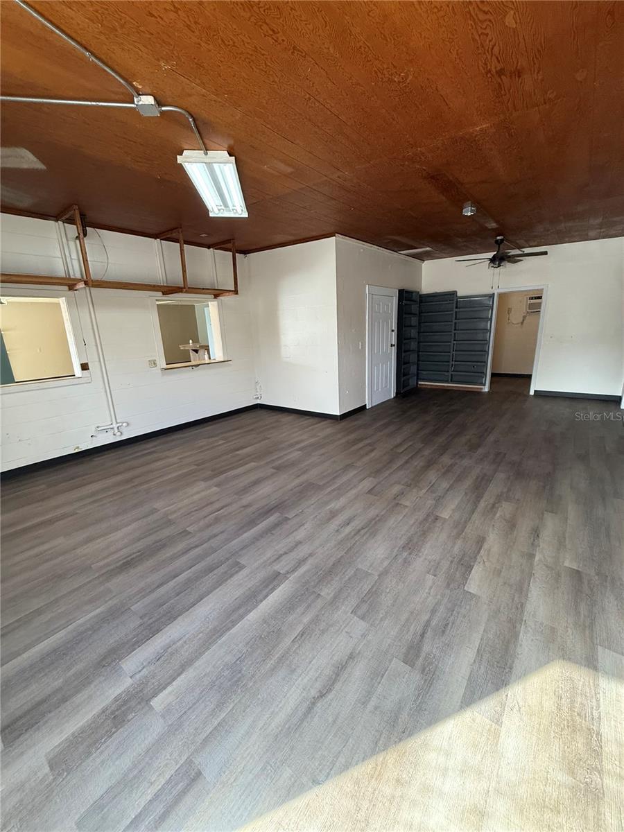 Image 8 of 16 For 2595 Avenue G Nw