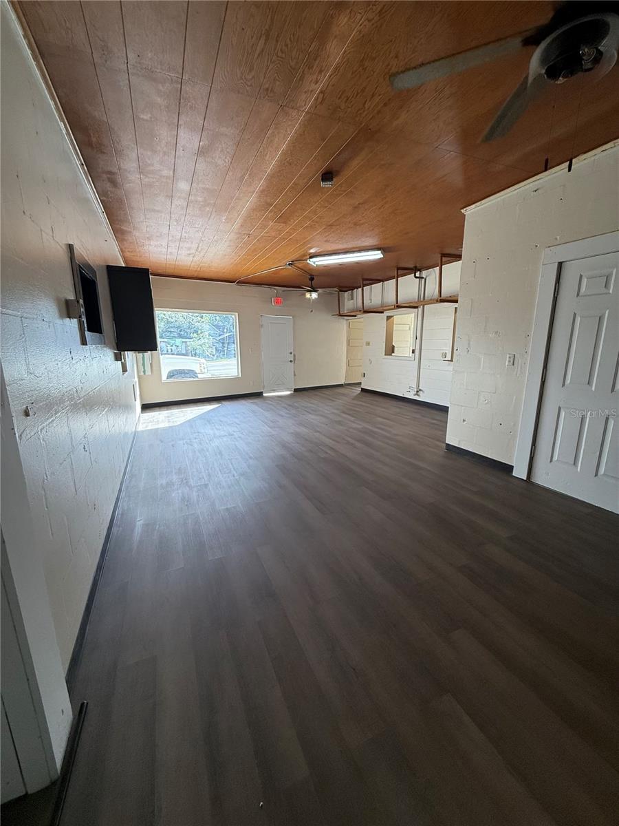 Image 9 of 16 For 2595 Avenue G Nw