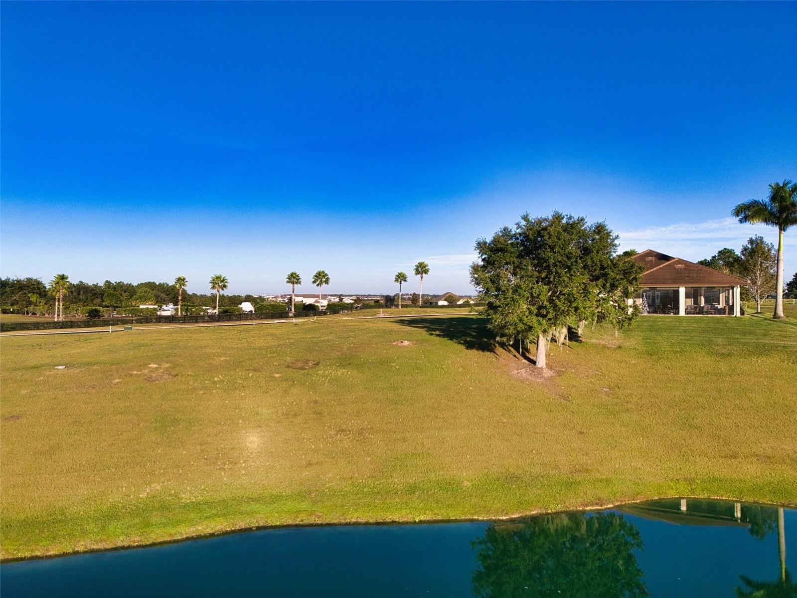 Image 5 of 13 For 816 Waterfern Trail Drive