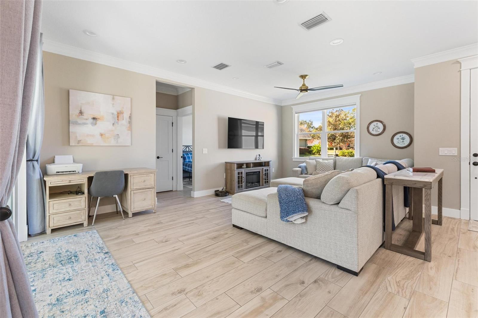 Image 14 of 41 For 3160 Oak Park Drive