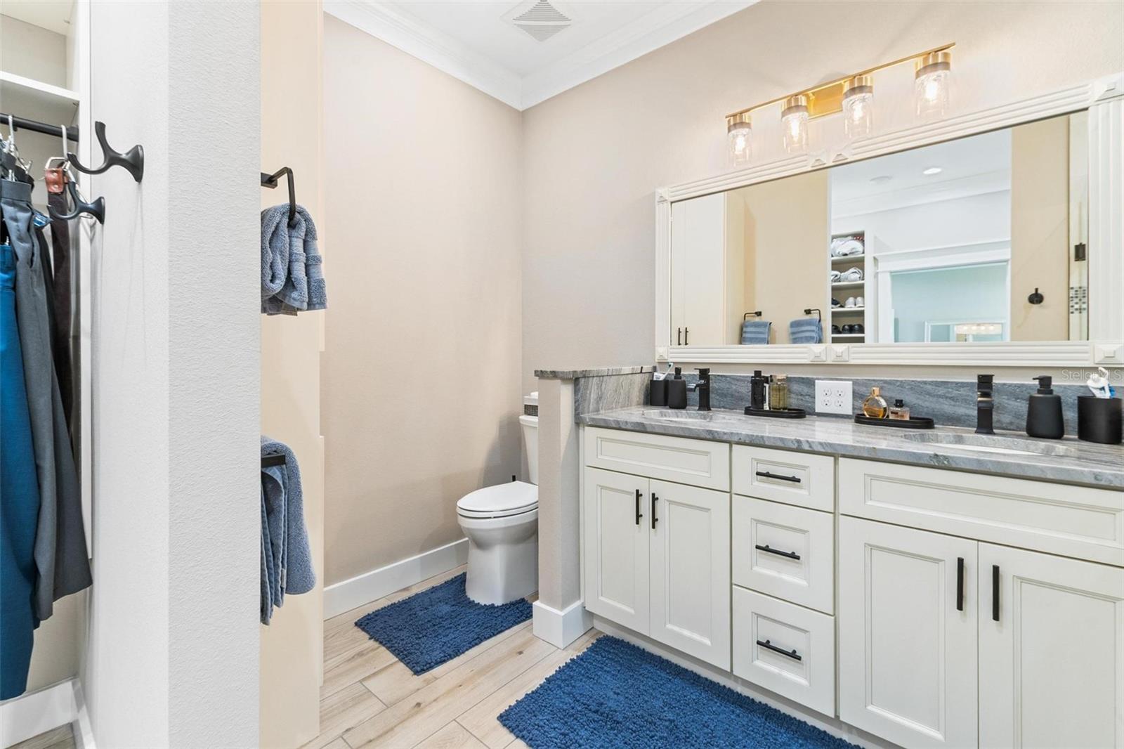 Image 19 of 41 For 3160 Oak Park Drive