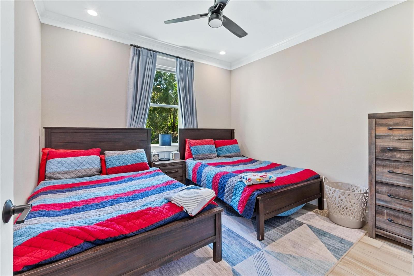 Image 24 of 41 For 3160 Oak Park Drive