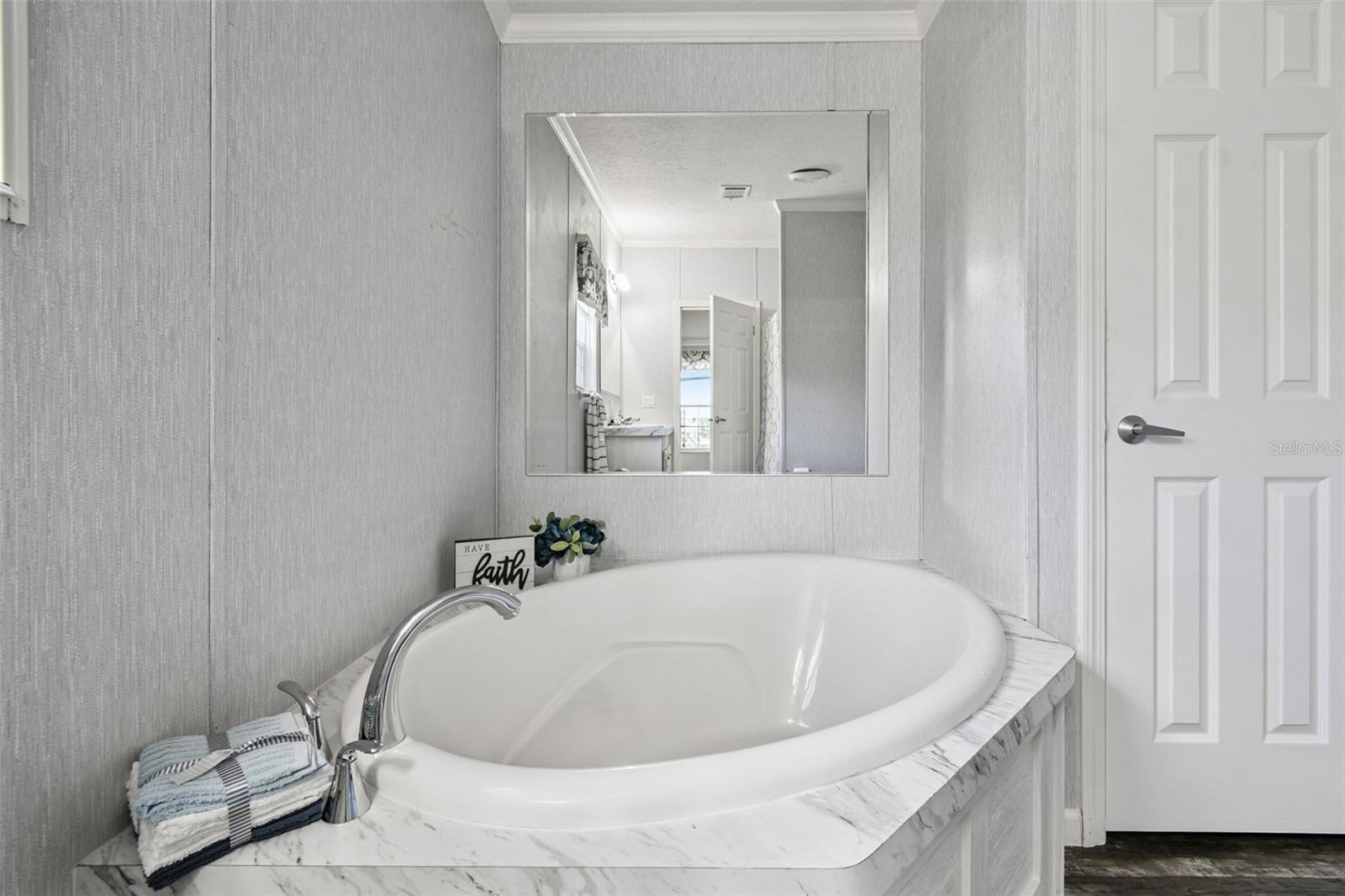 Image 23 of 43 For 21 Roels Street