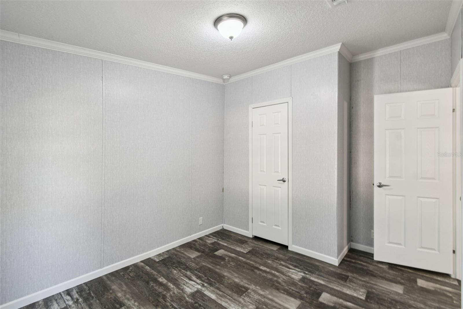 Image 27 of 43 For 21 Roels Street