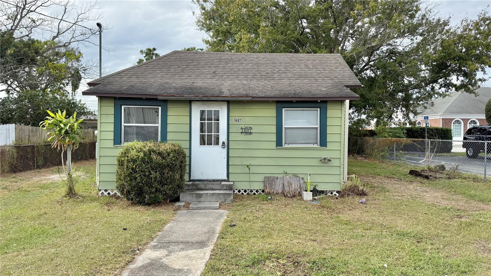 Details for 1607 2nd Street Se, WINTER HAVEN, FL 33880