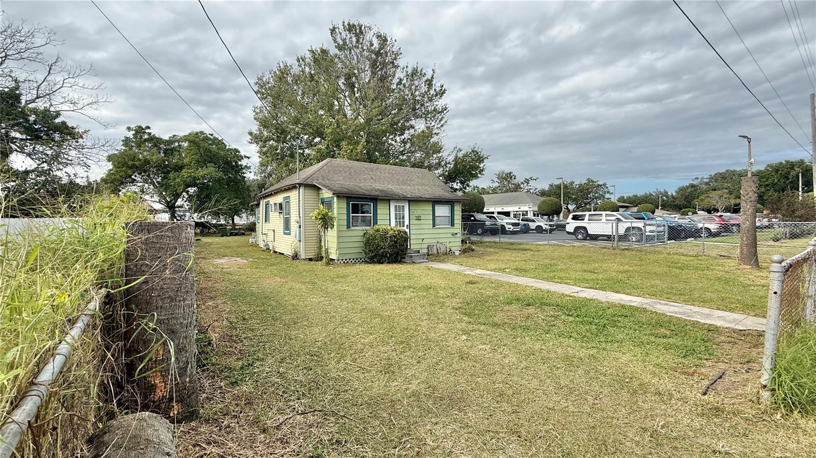 Image 5 of 28 For 1607 2nd Street Se