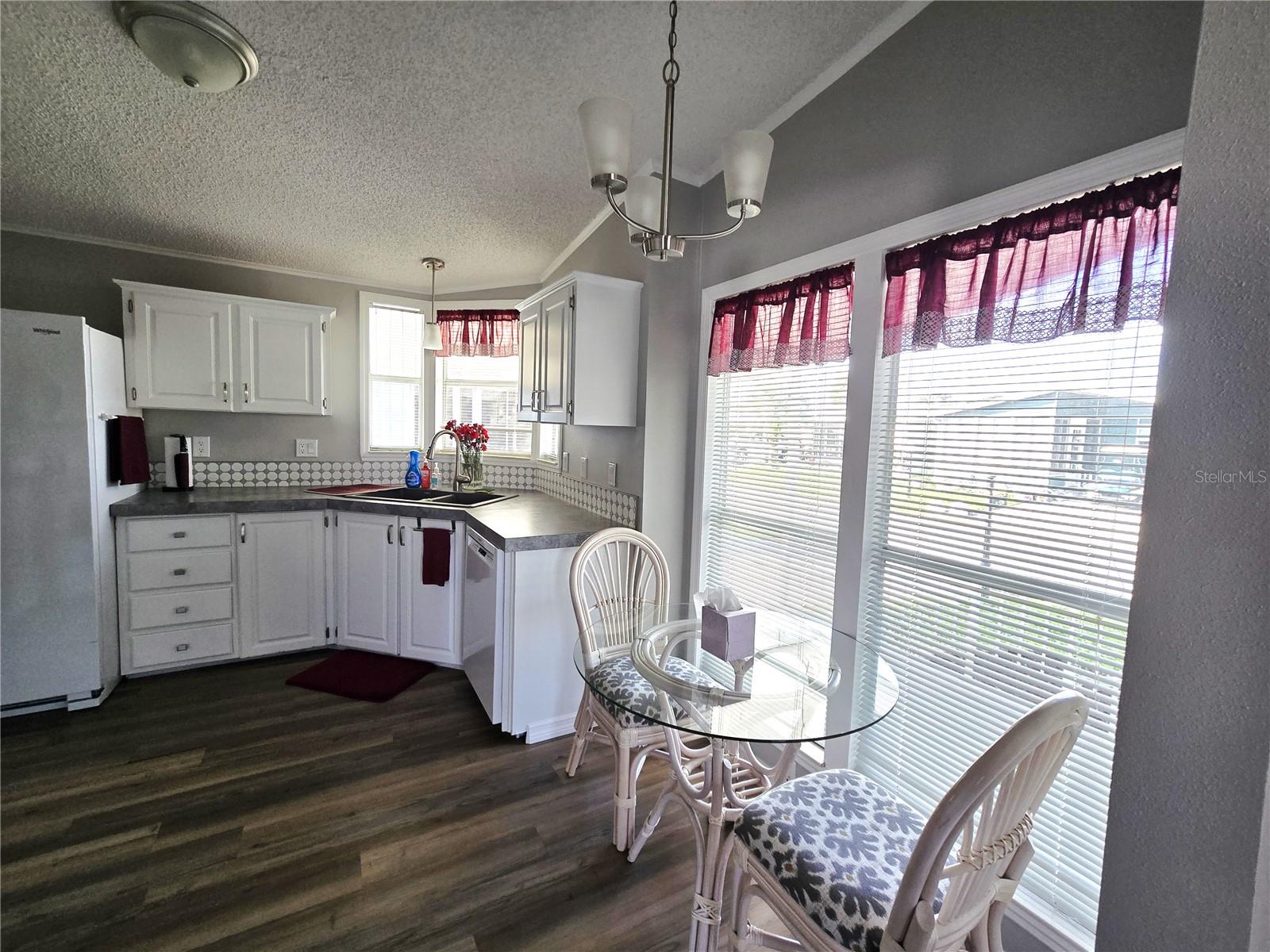 Image 11 of 85 For 353 Melbourn Drive