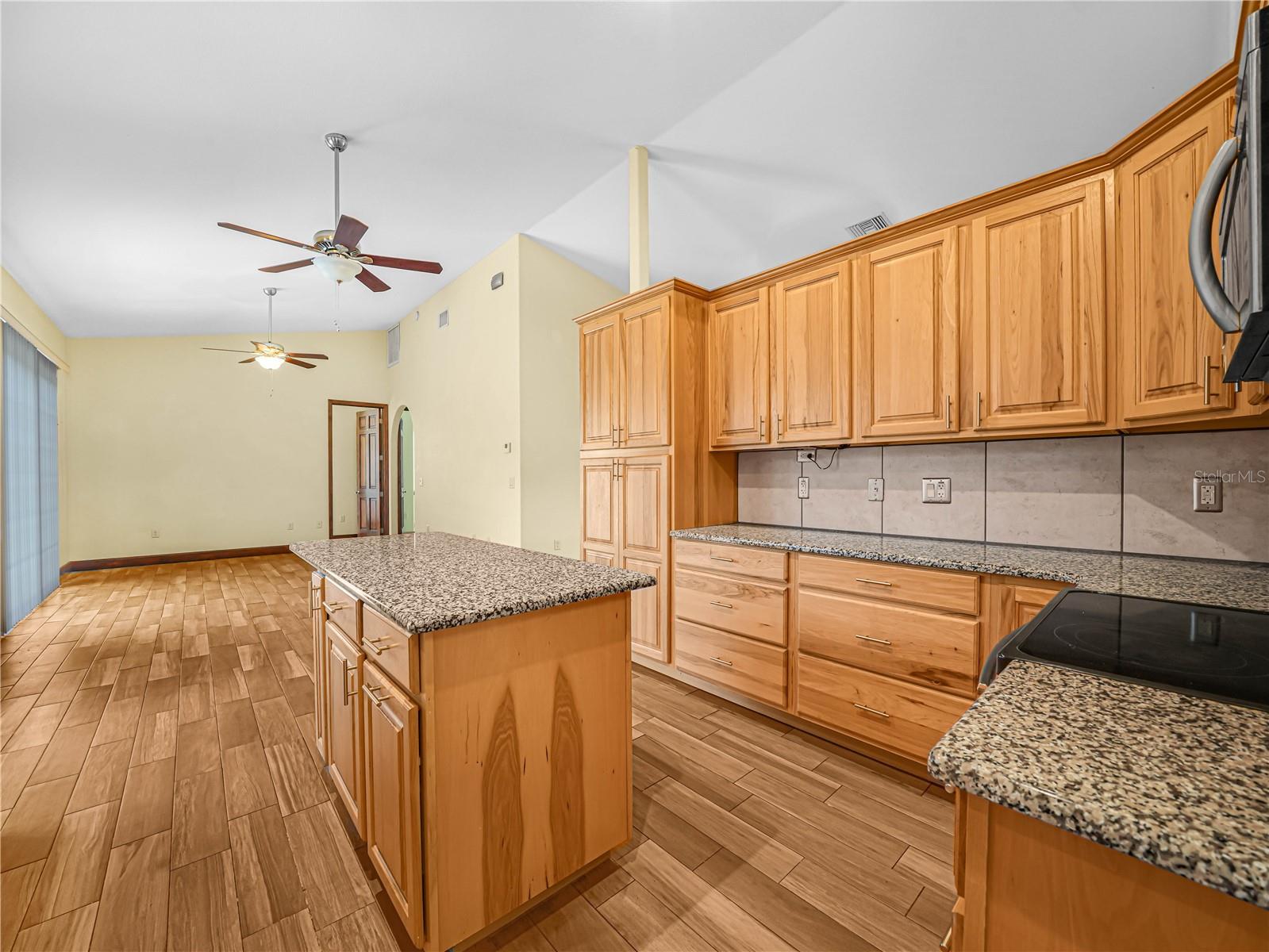 Image 8 of 36 For 100 Reedy Creek Drive