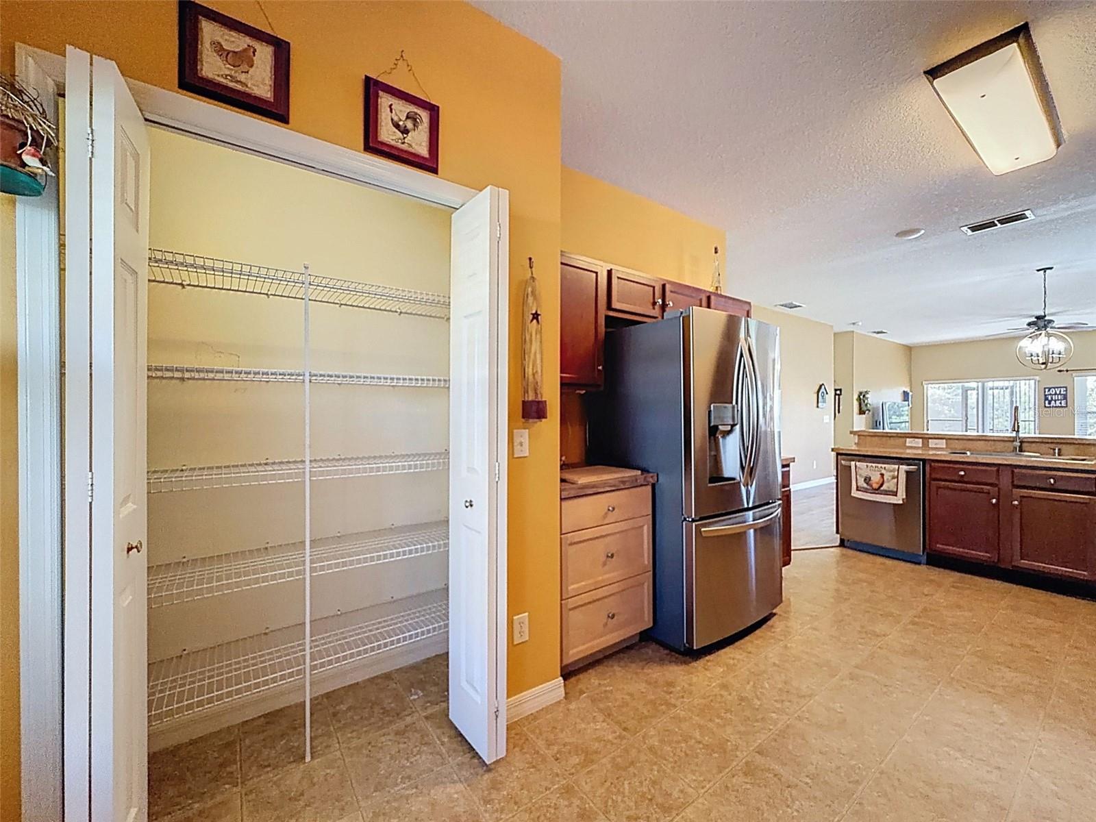 Image 14 of 70 For 1120 Maplebrook Drive