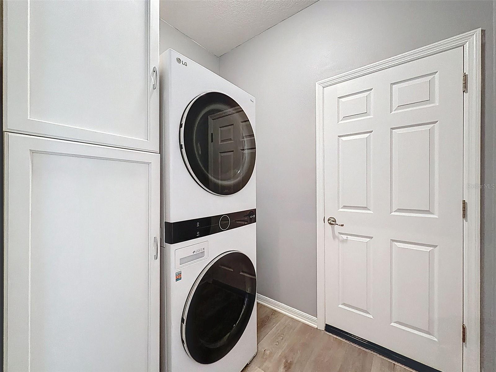 Image 39 of 70 For 1120 Maplebrook Drive