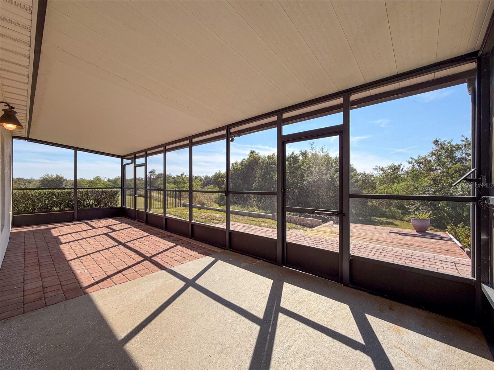 Image 40 of 70 For 1120 Maplebrook Drive