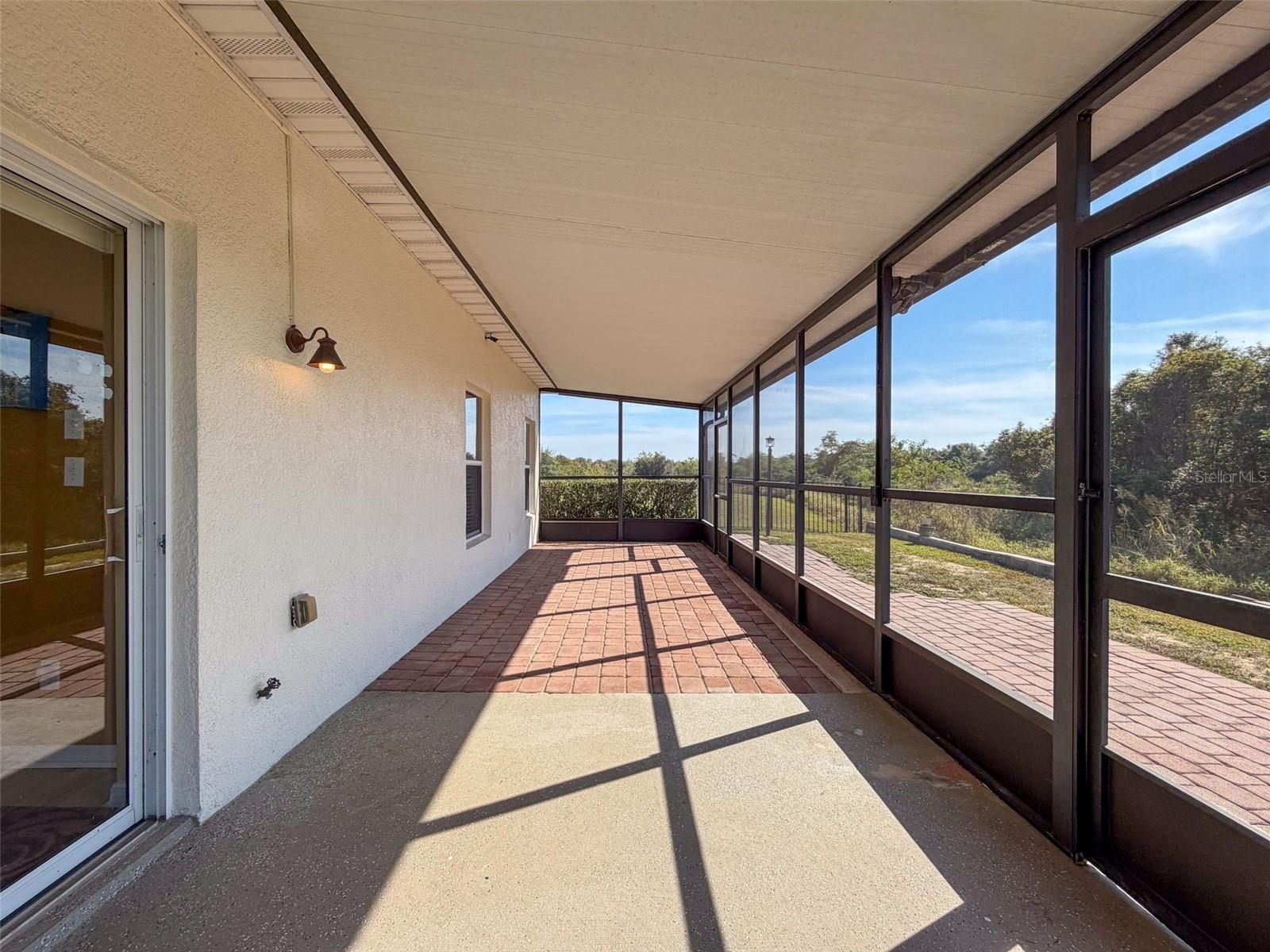 Image 42 of 70 For 1120 Maplebrook Drive