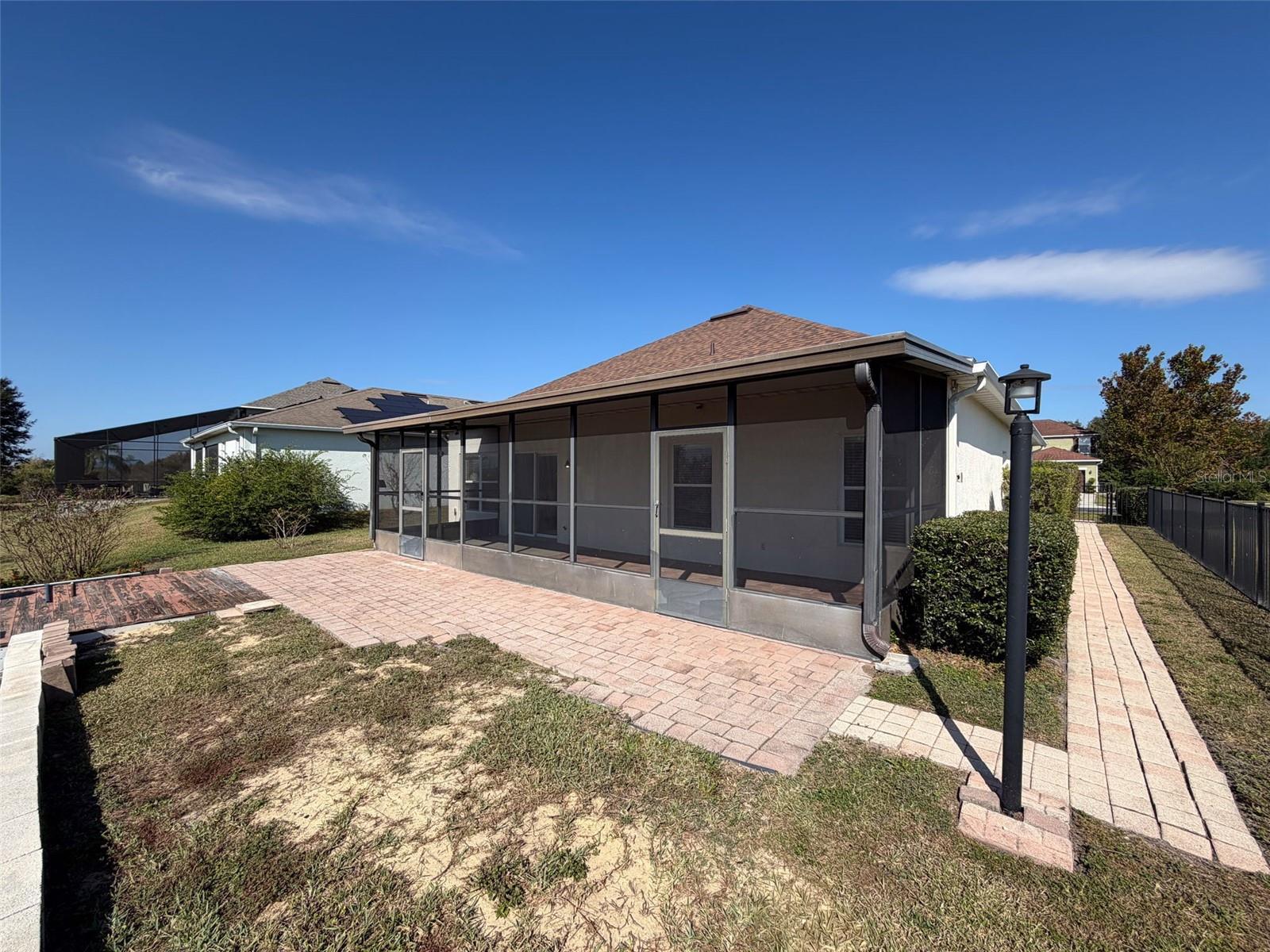 Image 45 of 70 For 1120 Maplebrook Drive