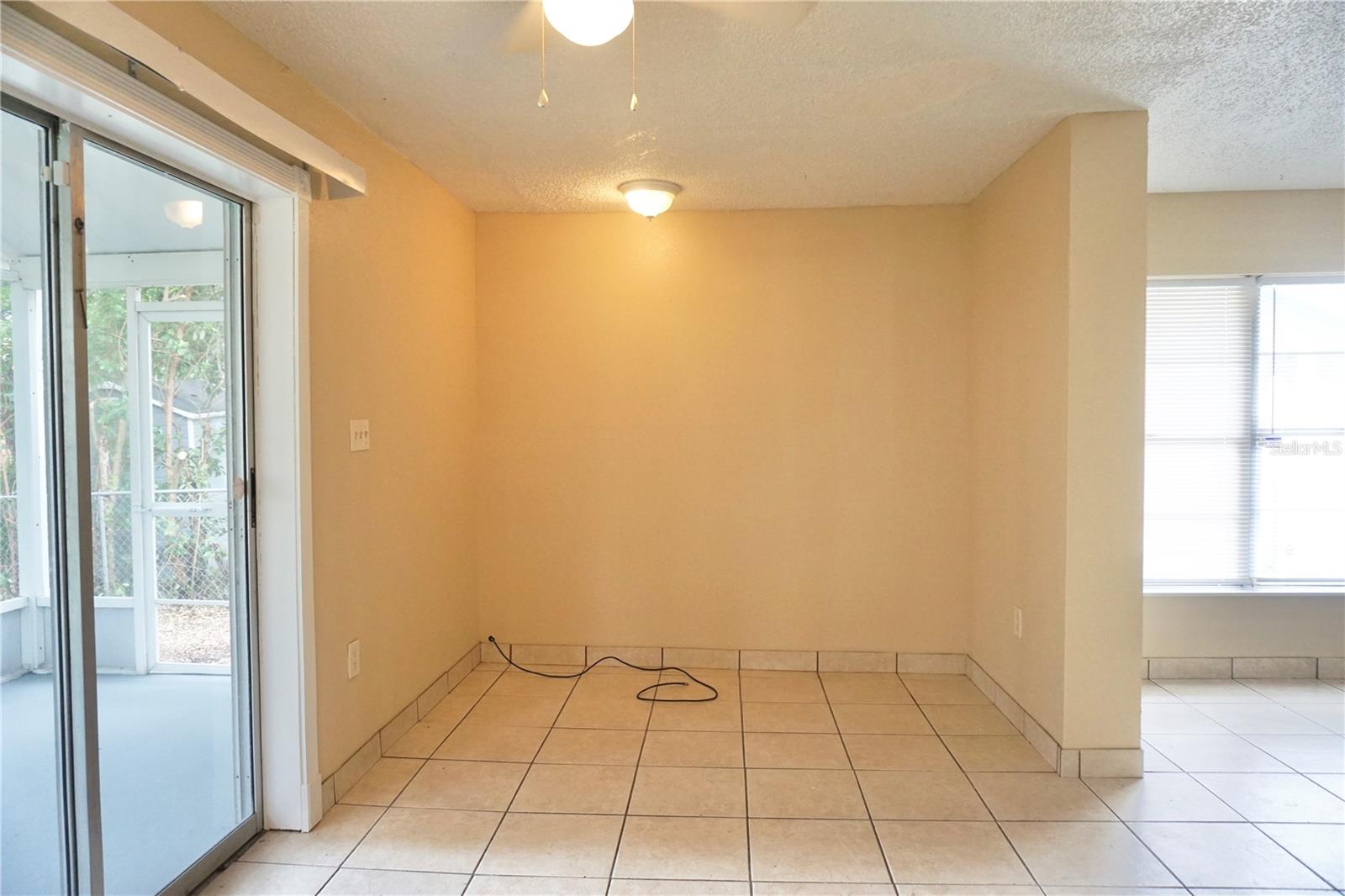 Image 7 of 20 For 817 Whisper Lake Court