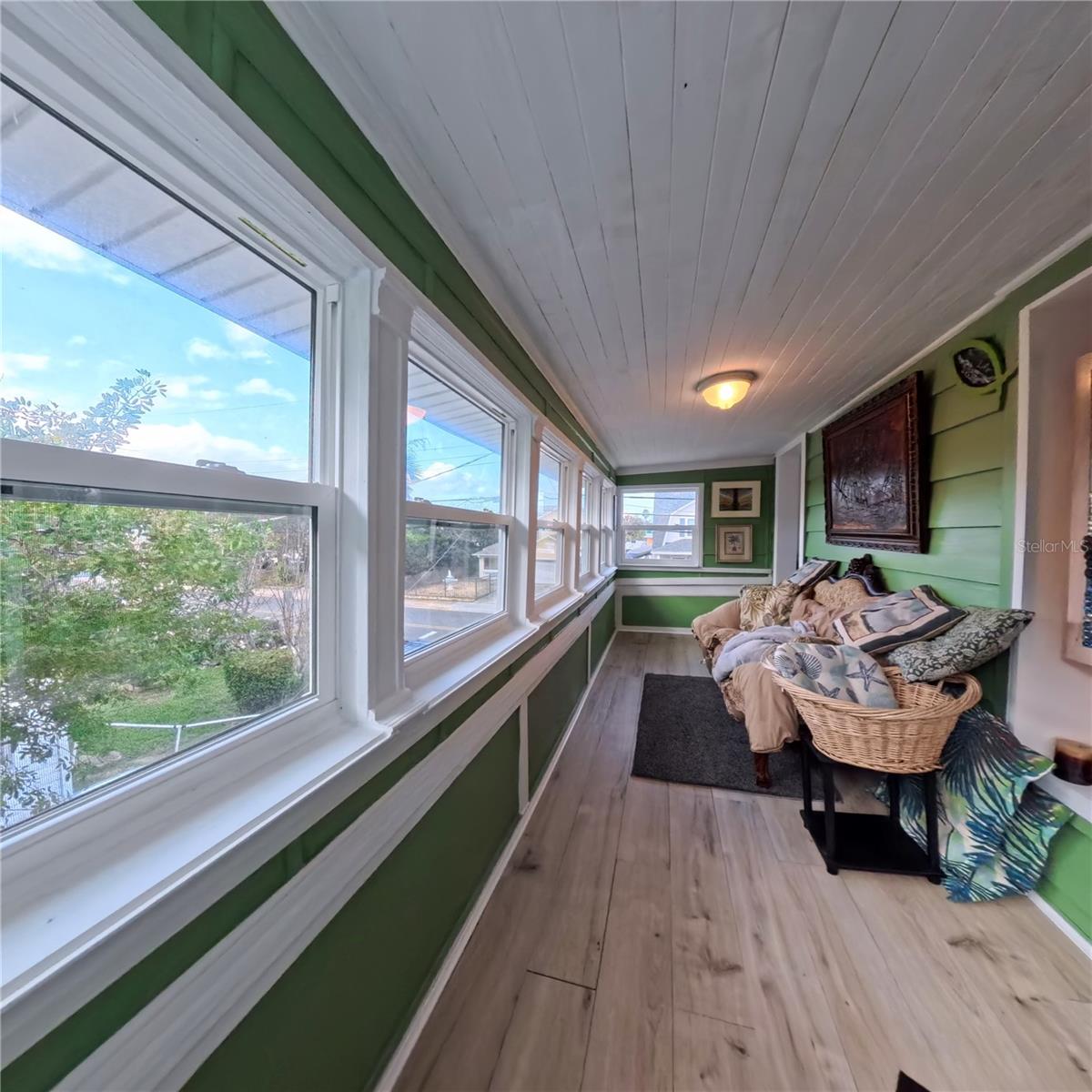 Image 24 of 96 For 434 Vermont Avenue