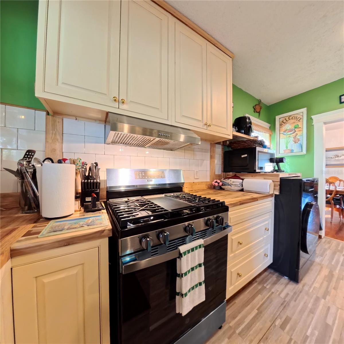 Image 26 of 96 For 434 Vermont Avenue