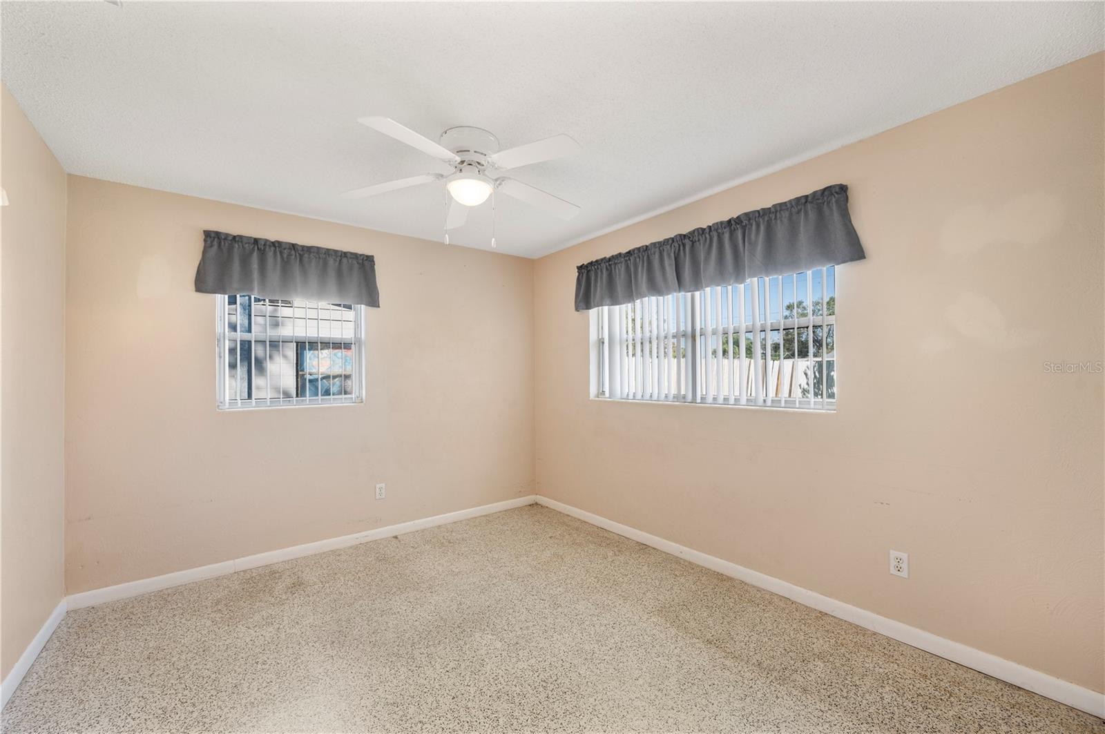 Image 16 of 37 For 87 High Street