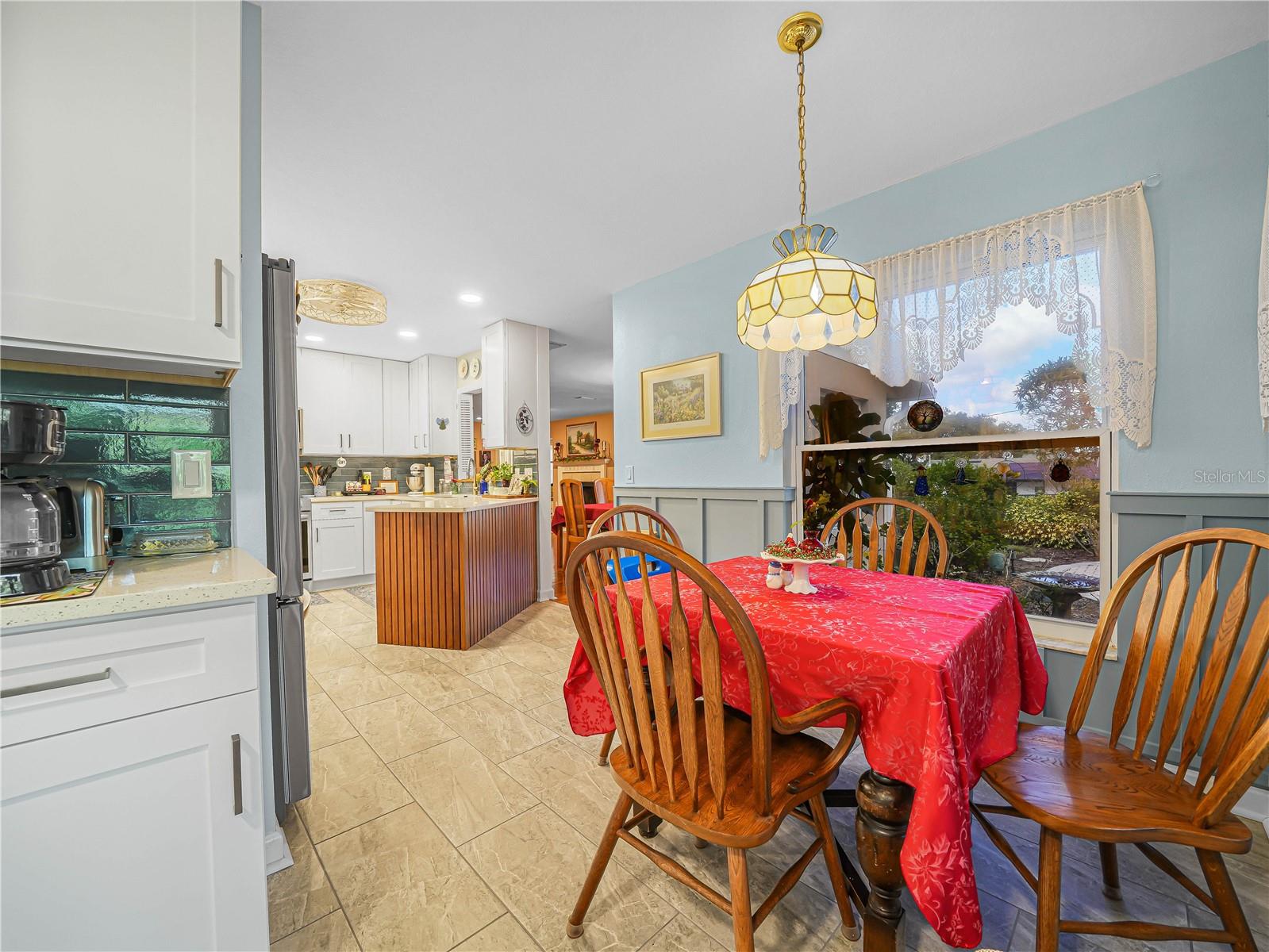 Image 9 of 47 For 51 Fairchild Street