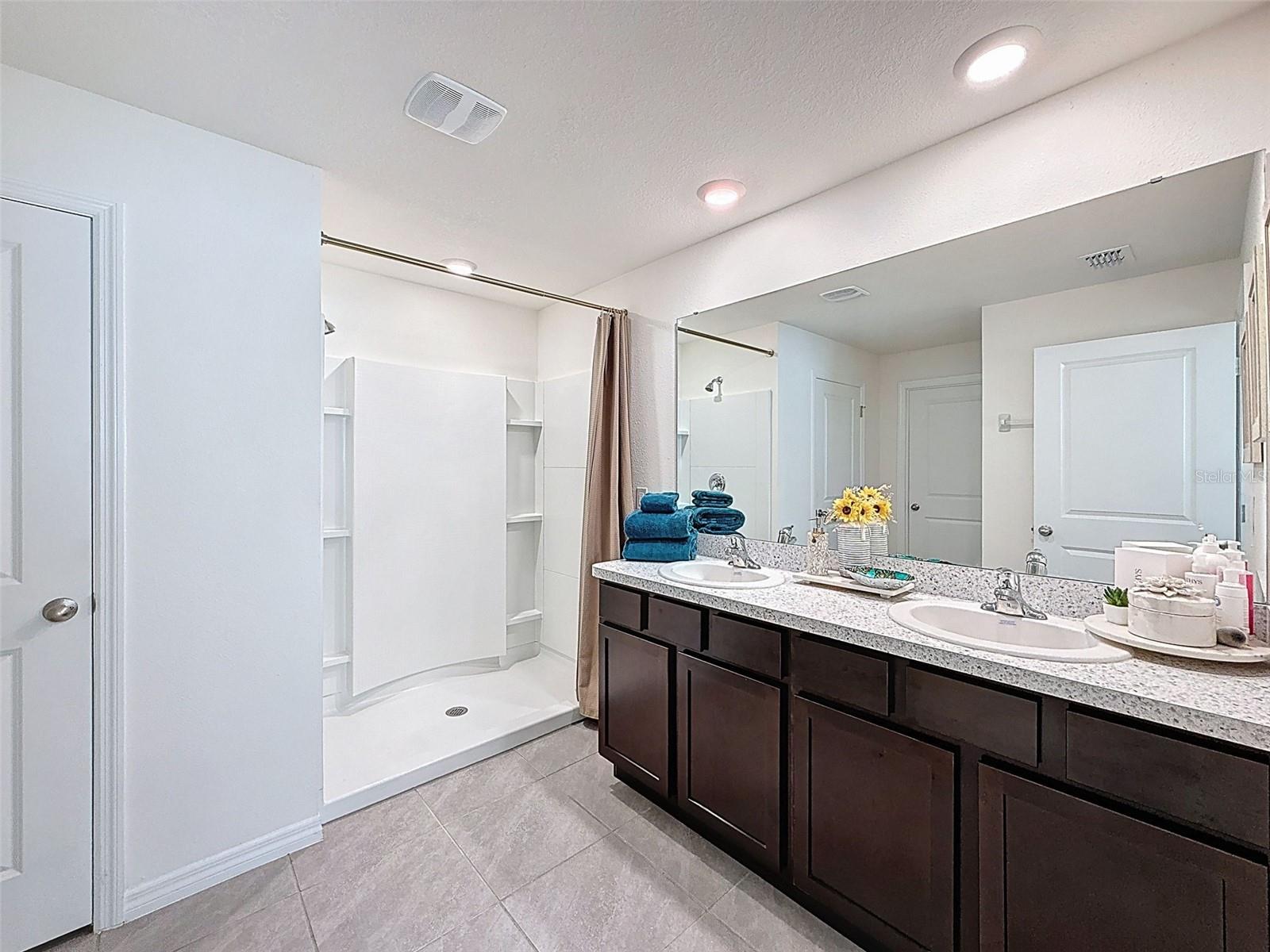 Image 25 of 63 For 6818 112th Place