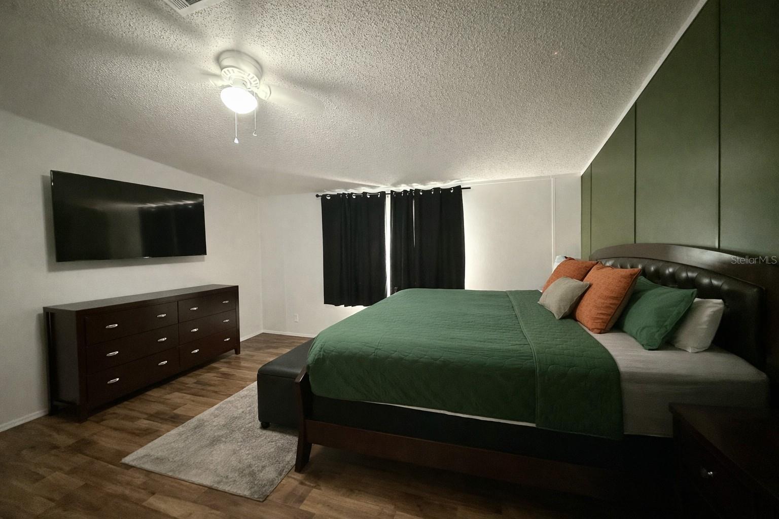 Image 13 of 36 For 302 Donald Lane