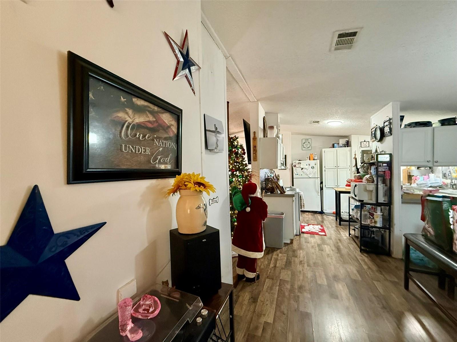 Image 23 of 36 For 302 Donald Lane