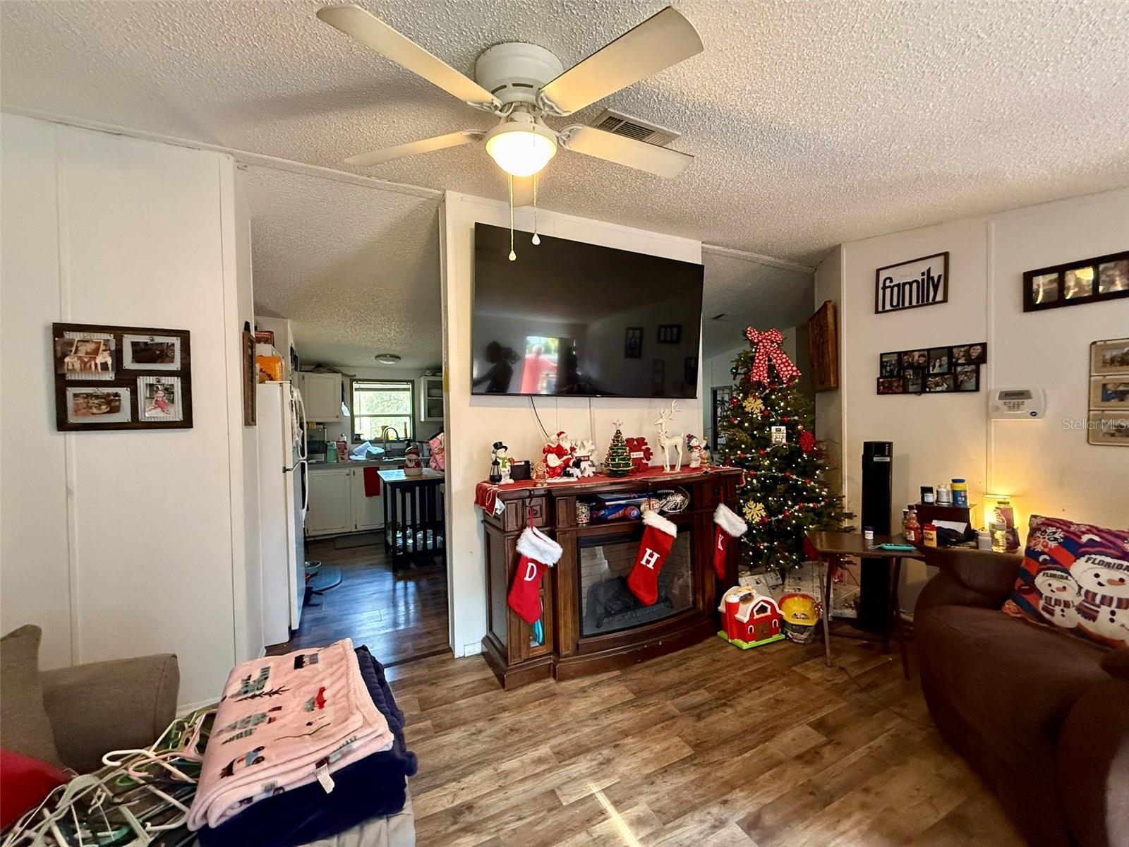 Image 8 of 36 For 302 Donald Lane