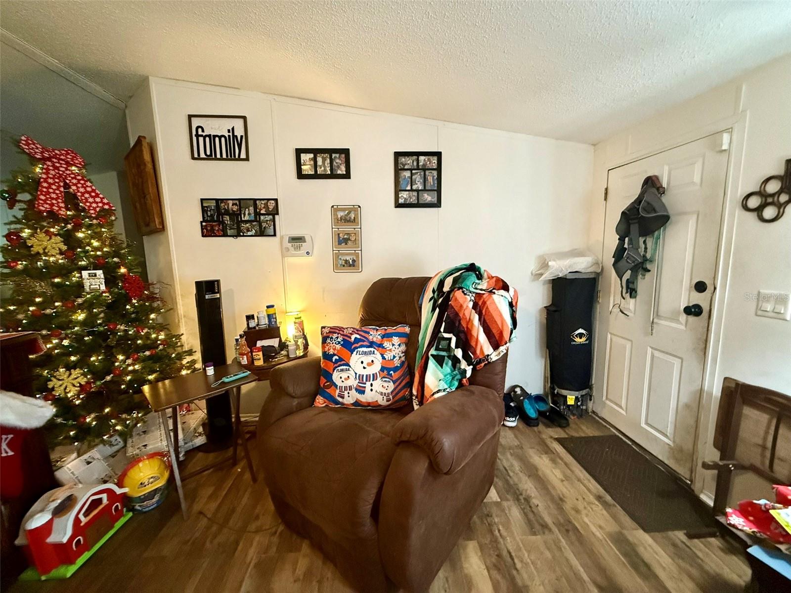 Image 9 of 36 For 302 Donald Lane