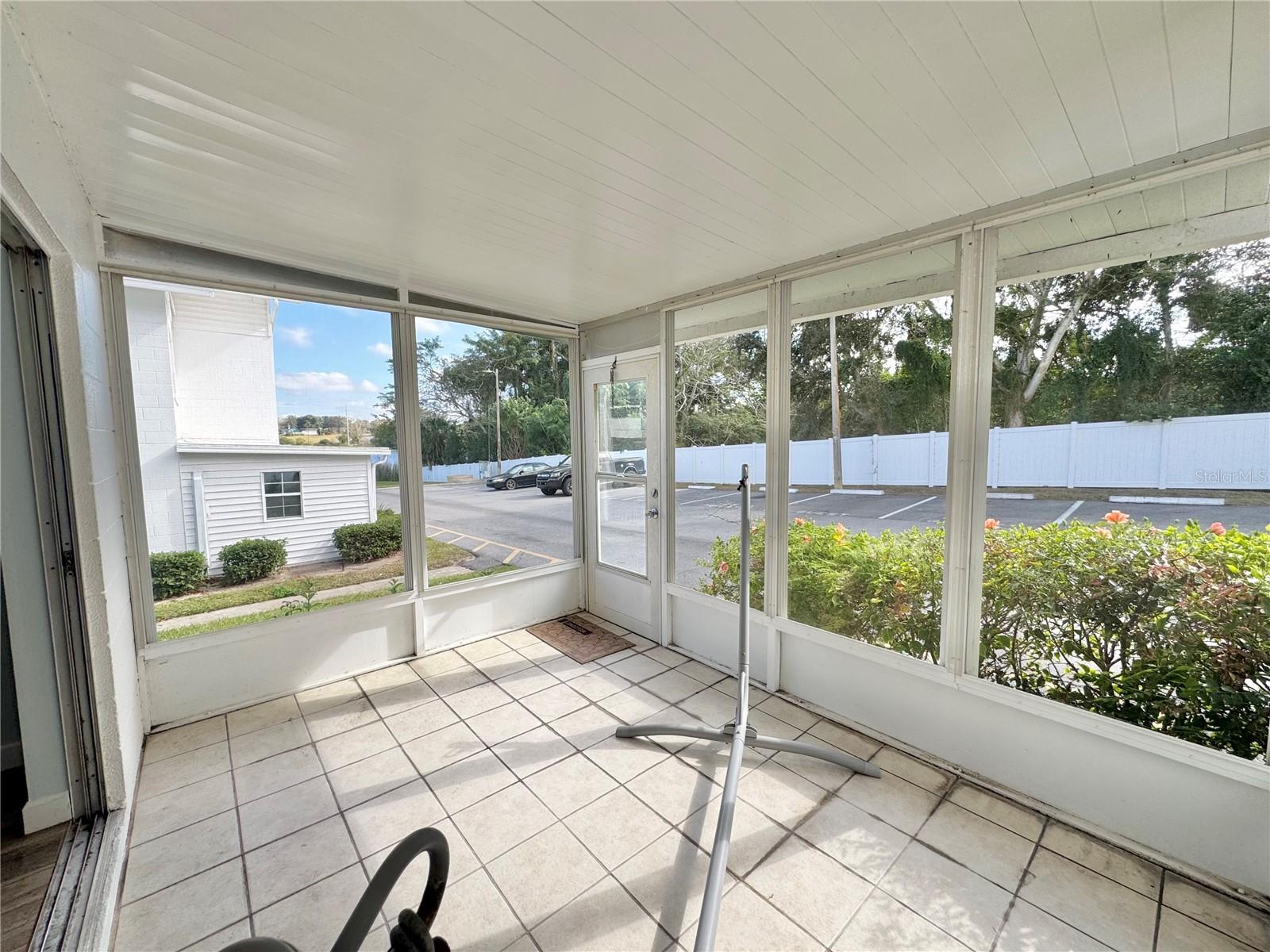 Image 23 of 40 For 1550 11th Street Ne E2