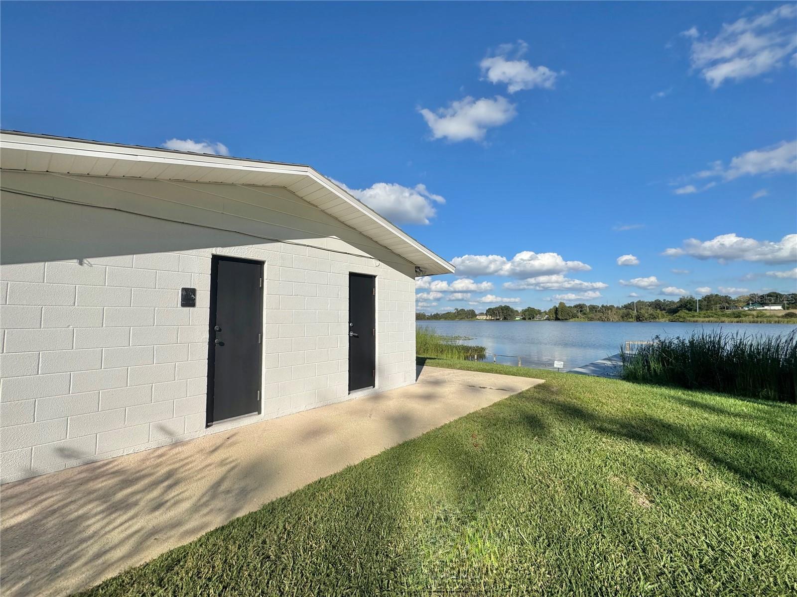 Image 38 of 40 For 1550 11th Street Ne E2