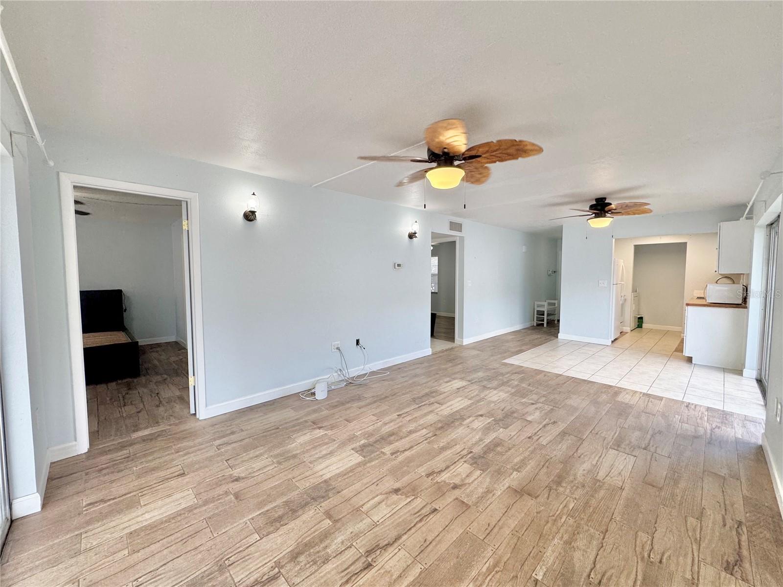 Image 4 of 40 For 1550 11th Street Ne E2