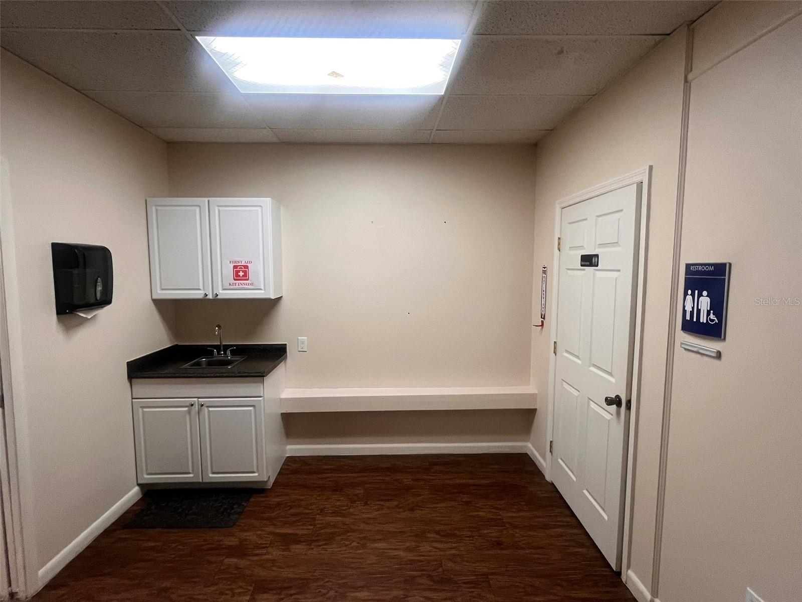 Image 11 of 17 For 1130 1st Street S