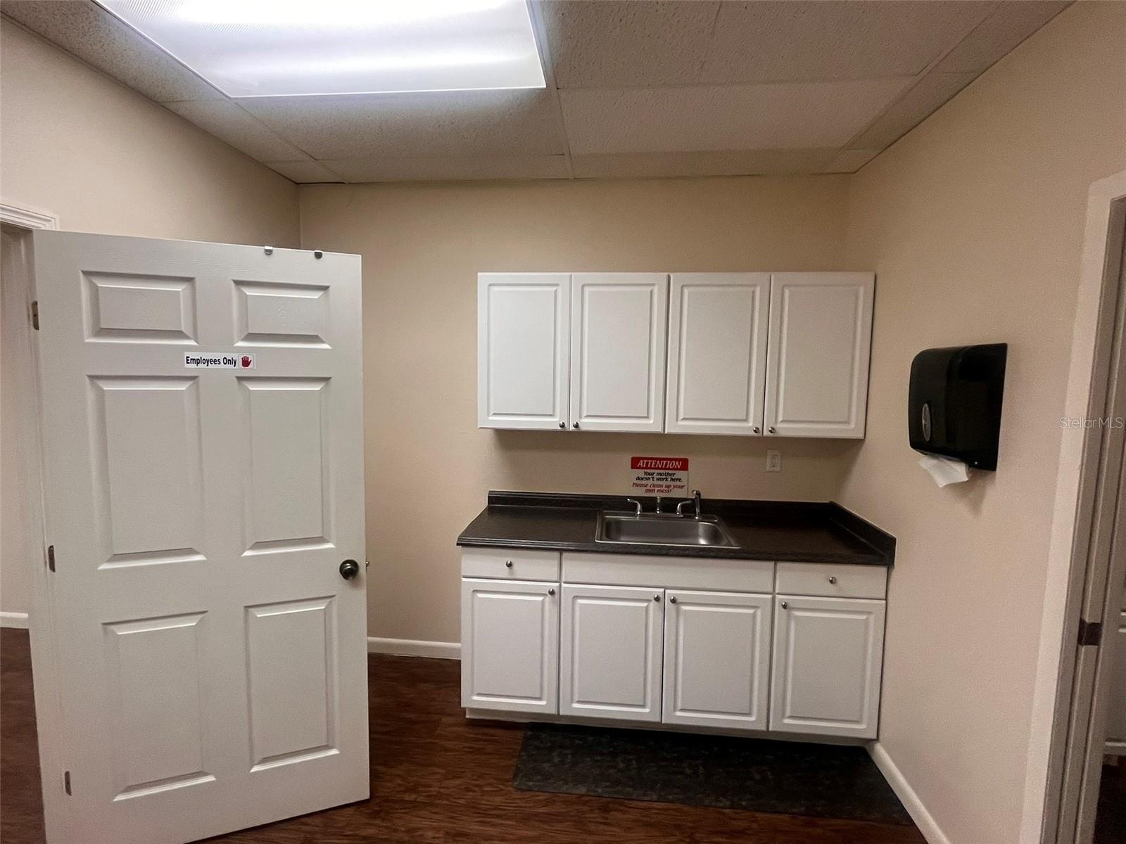 Image 14 of 17 For 1130 1st Street S