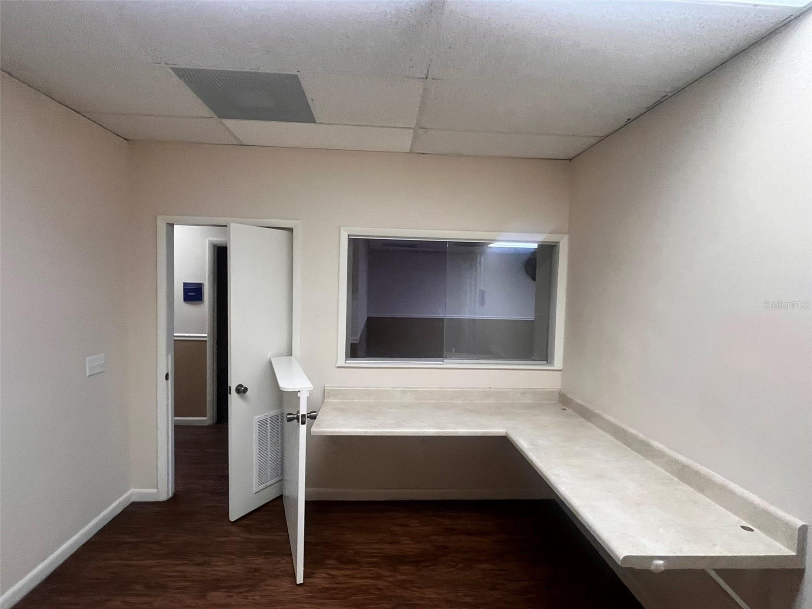 Image 15 of 17 For 1130 1st Street S